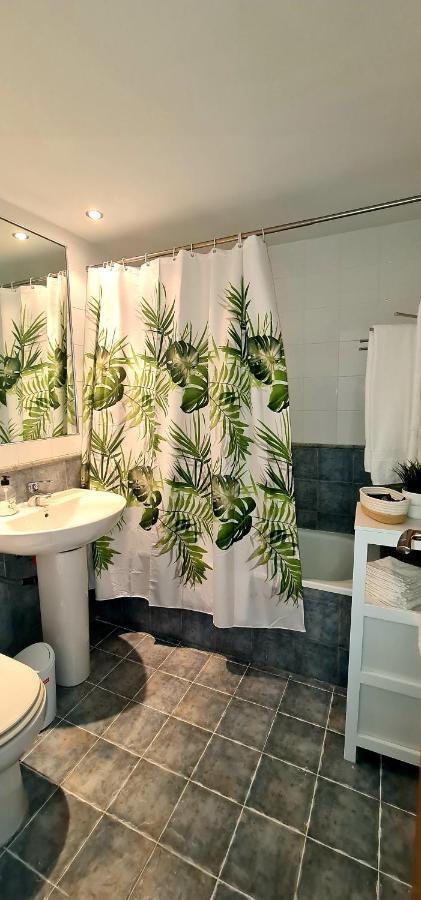 Precioso Apartamento Con Piscinas Y Vistas Al Mar. Benalmádena Exteriör bild