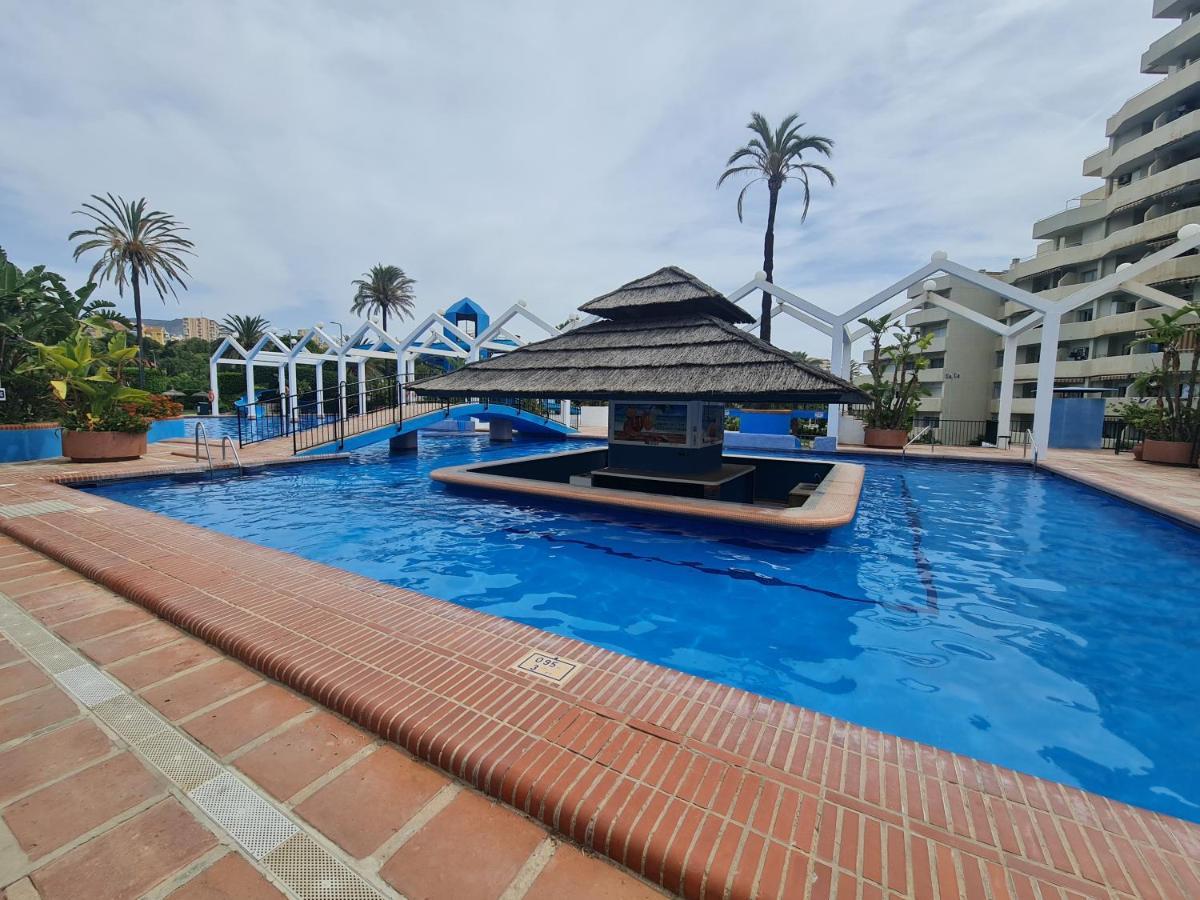 Precioso Apartamento Con Piscinas Y Vistas Al Mar. Benalmádena Exteriör bild